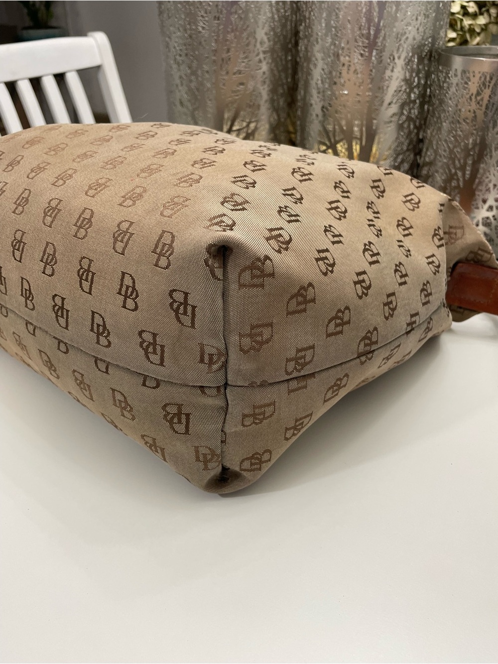 Dooney Bourke Monogram brown Shoulder Bag with Brown Leather Strap - Picture 7 of 12